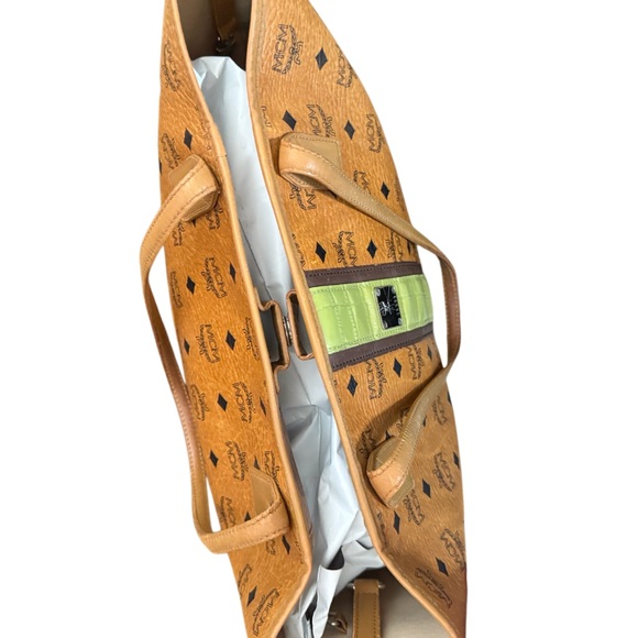 MCM Green Stripe Visetos Tote Bag Cognac - Picture 8 of 10